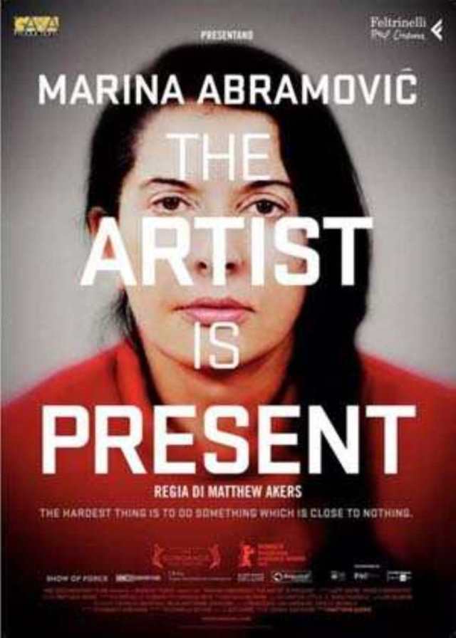 玛丽娜·阿布拉莫维奇：艺术家在场